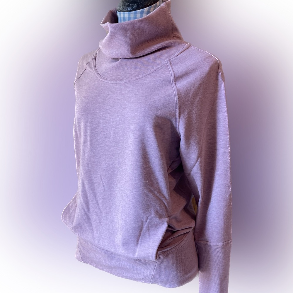Lululemon long sleeve Top